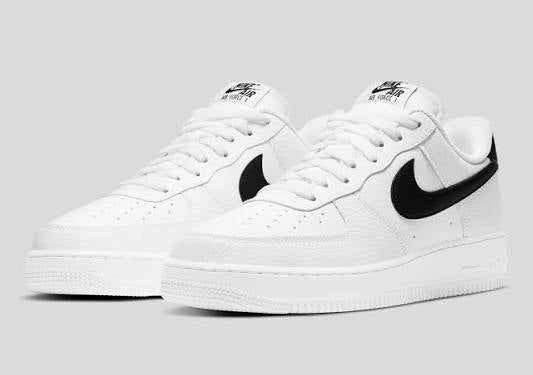 Muškim tenisice Nike Air Force 1 '07 CT2302-100 bijele
