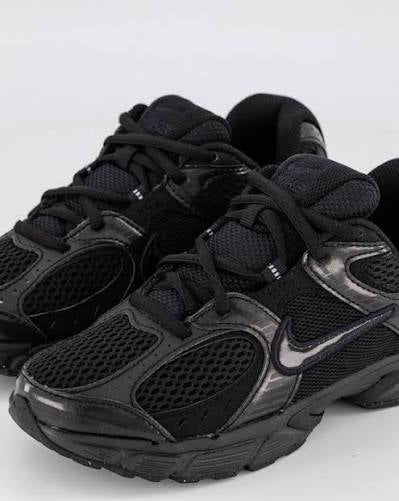 Djecije tenisice Nike V5 RNR HQ6411-002 za stariju djecu brojevi 35.5 -40