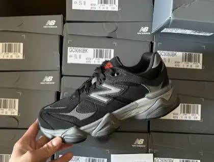 Junior tenisice  NEW BALANCE 9060