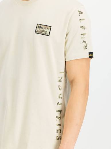 Alpha Industries Camo Sleeve T muška majica - vintage bijela 156522-300